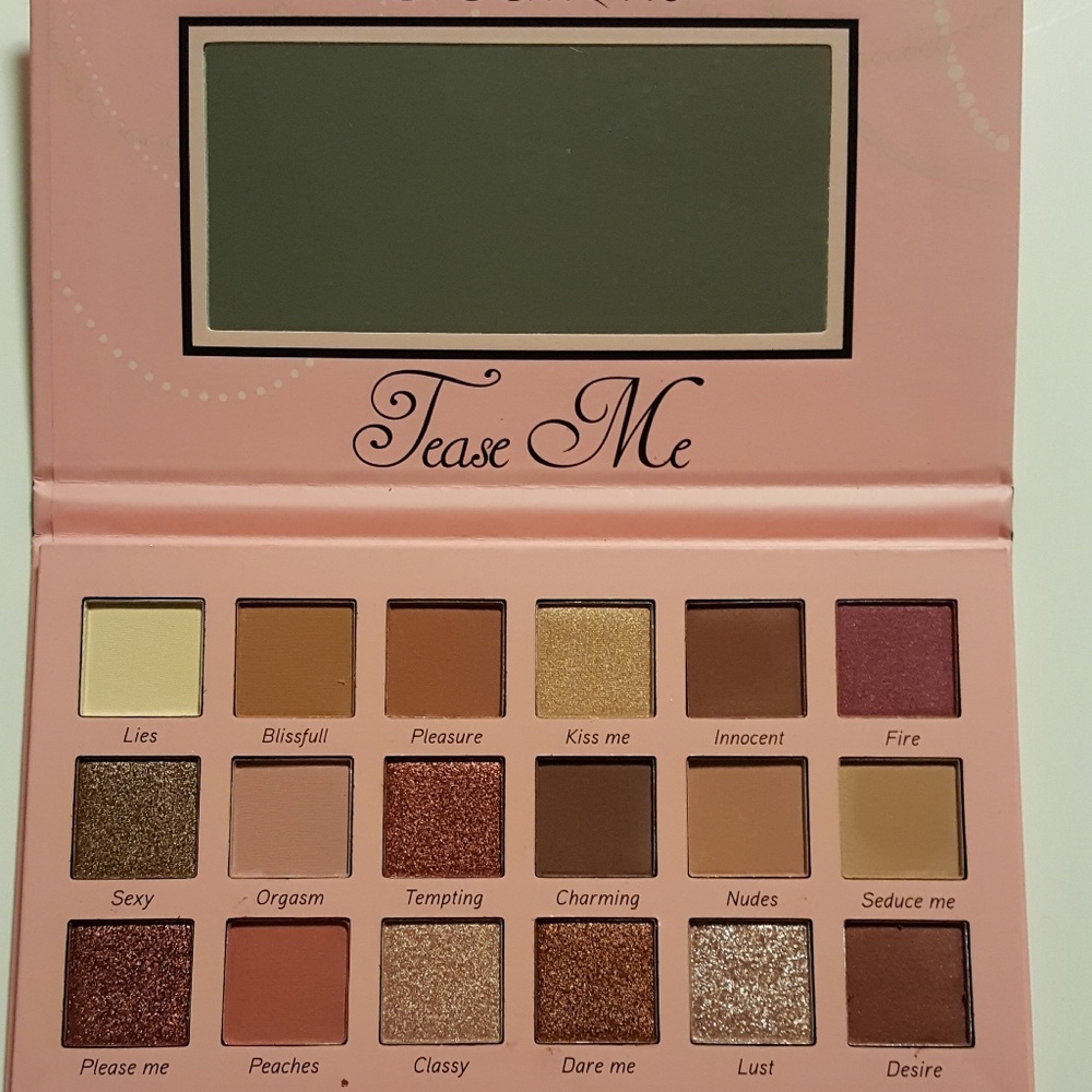 Beauty Creations Tease Me Eyeshadow Palette